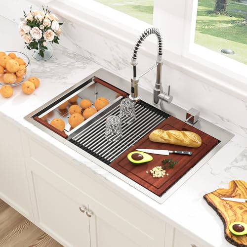 Évier de cuisine Sarlai 33x22 pouces avec planche à découper, grille roulante et robinet extractible