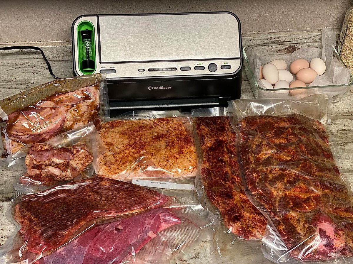FoodSaver V4840 2-in-1 Vacuum Sealer Review: Is It Worth It?