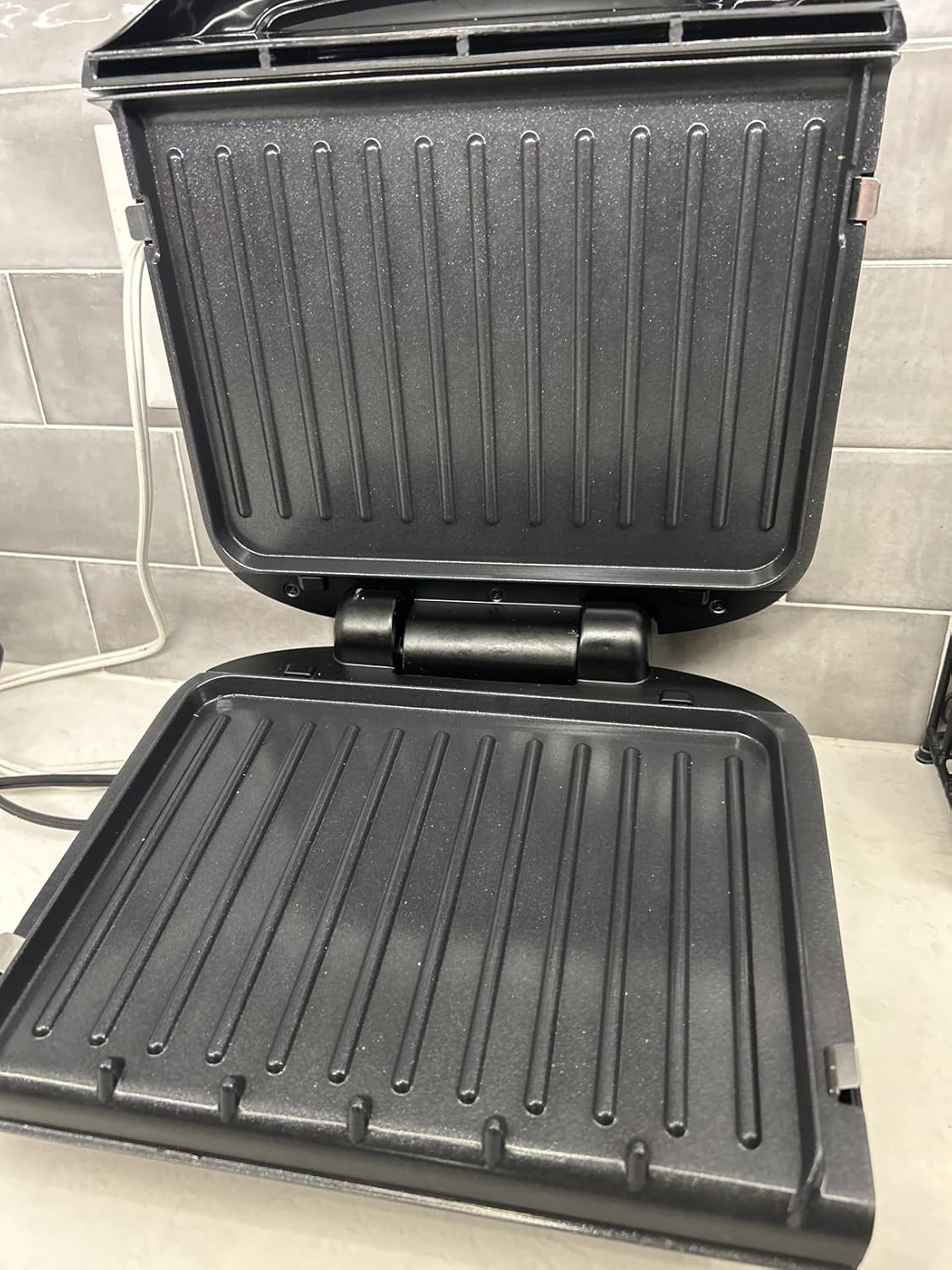 George Foreman GRP4842MB 4-Serving Removable Plate Grill Review: Is It Worth It?