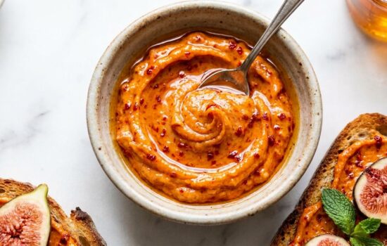 Beurre de Harissa au Miel : La Pâte à Tartiner Nord-Africaine Qui Va Remplacer Toutes les Autres !